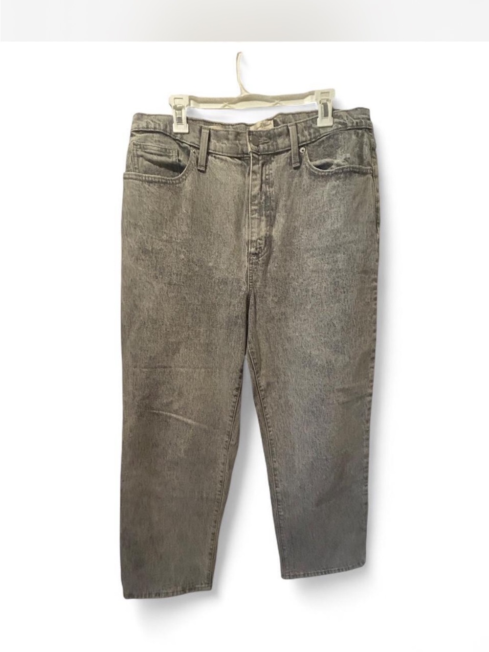 Universal Thread ladies  Gray Washed Denim Pants
